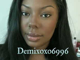 Demixoxo6996